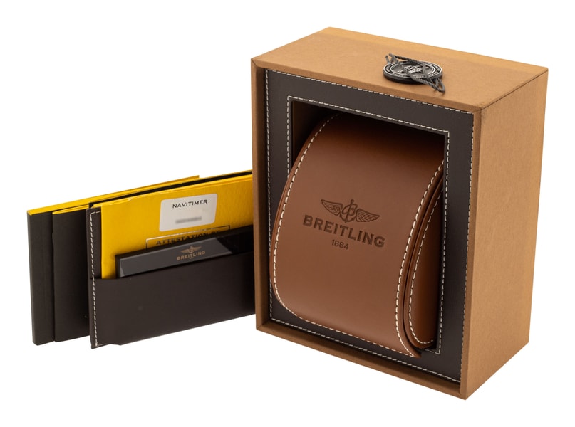 Breitling Navitimer 01 AB0129